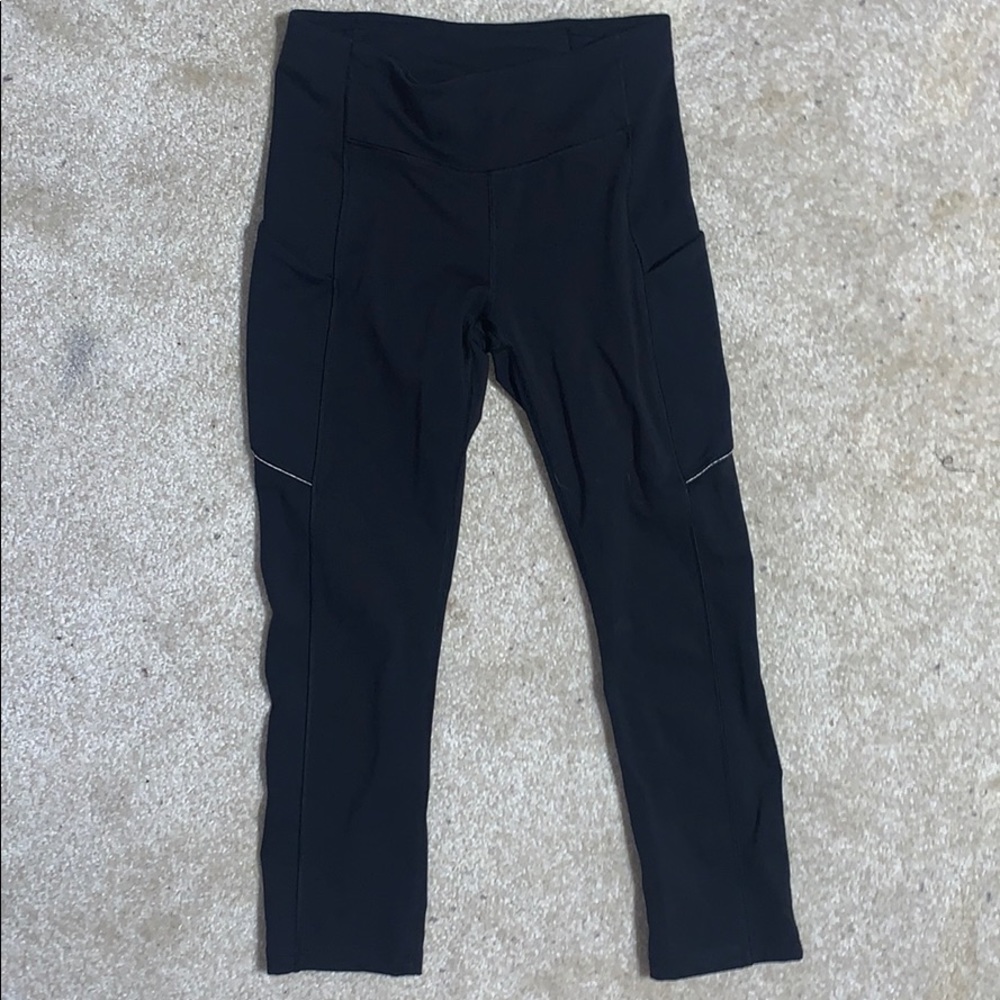 Lululemon size 4 3/4 legging!